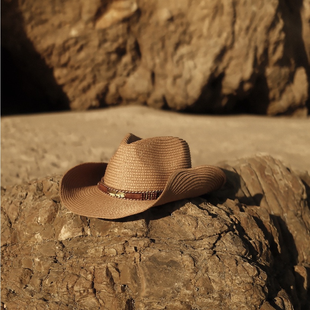 Stylish Tan Straw Hat for Women